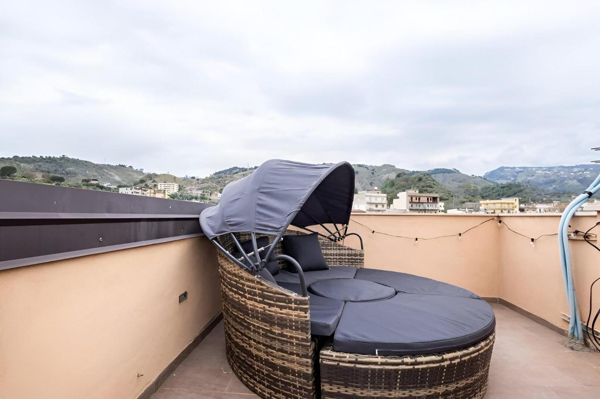 Romantico Monolocale Veranda Privata Vista Mare Реджо-ди-Калабрия Экстерьер фото